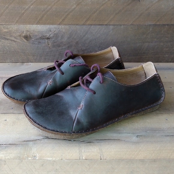 Clarks Shoes - Clark's Artisan